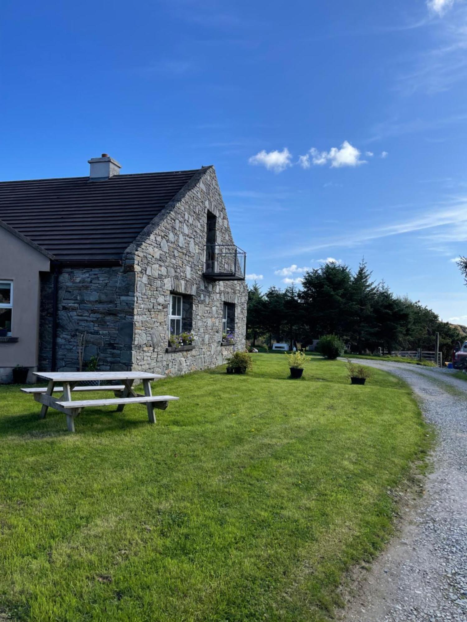 Homestay - Shanakeever Farm Clifden